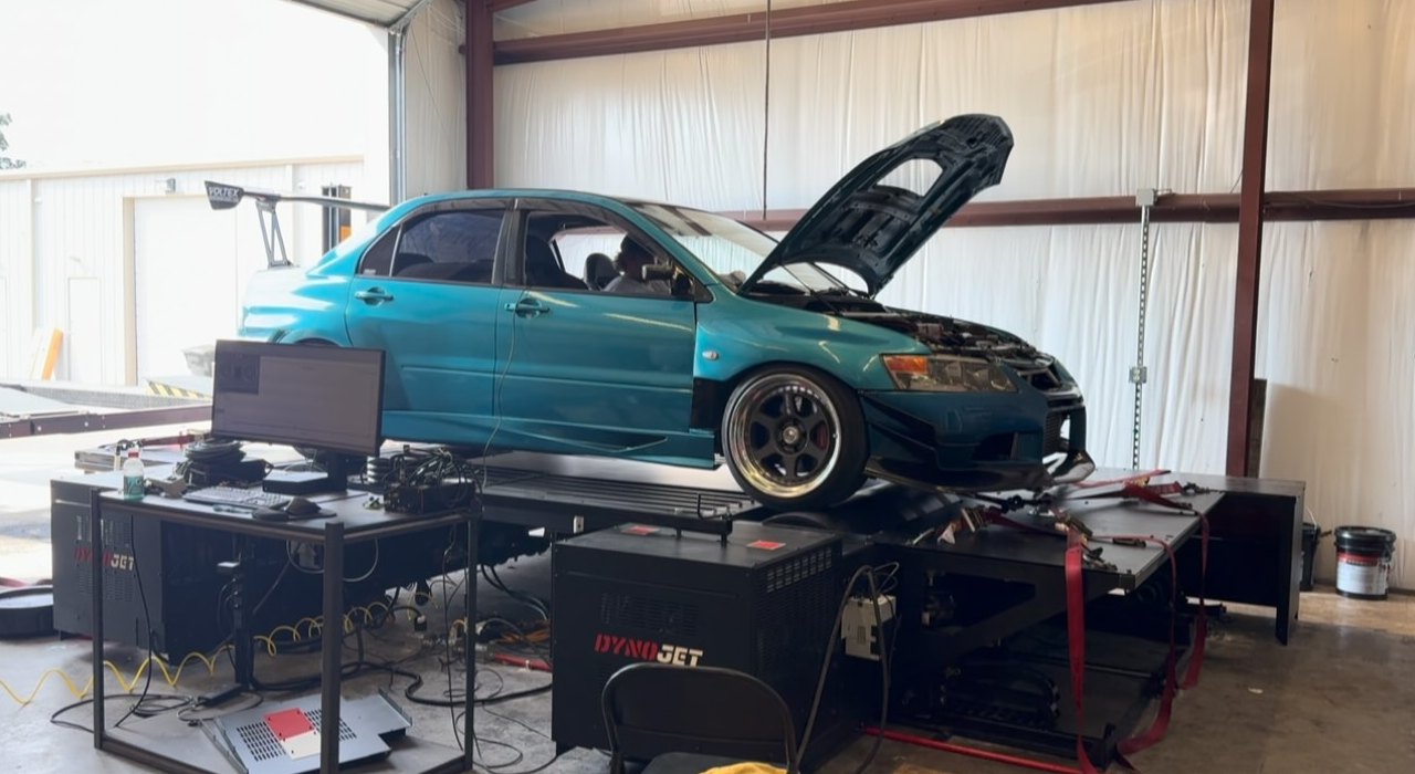 Mitsubishi Lancer Evolution on the AWD Dynojet at Apex Autosports in Huntsville